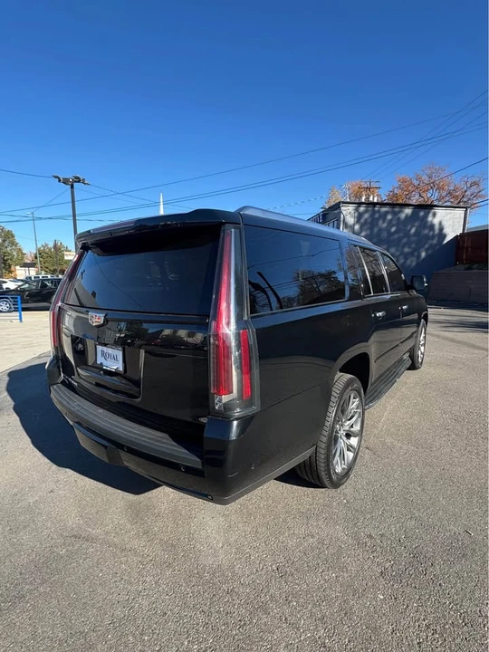 2019 Cadillac Escalade 4th Gen - Image 5 of 15
