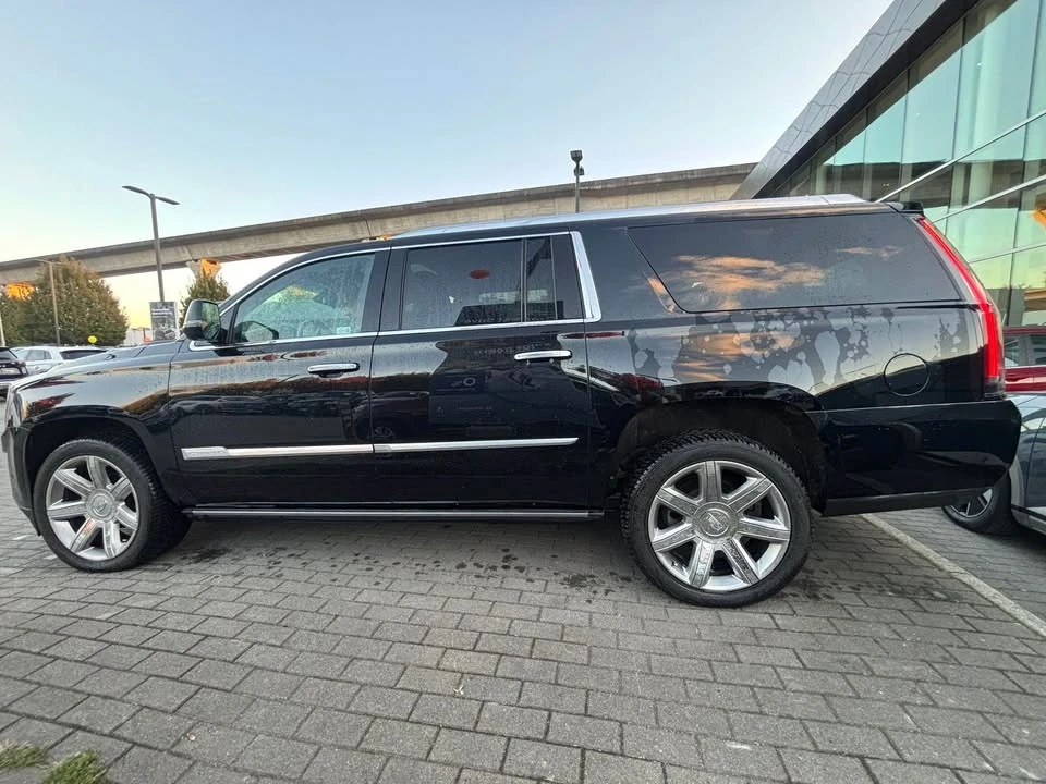 2019 Cadillac Escalade 4th Gen - Image 7 of 17