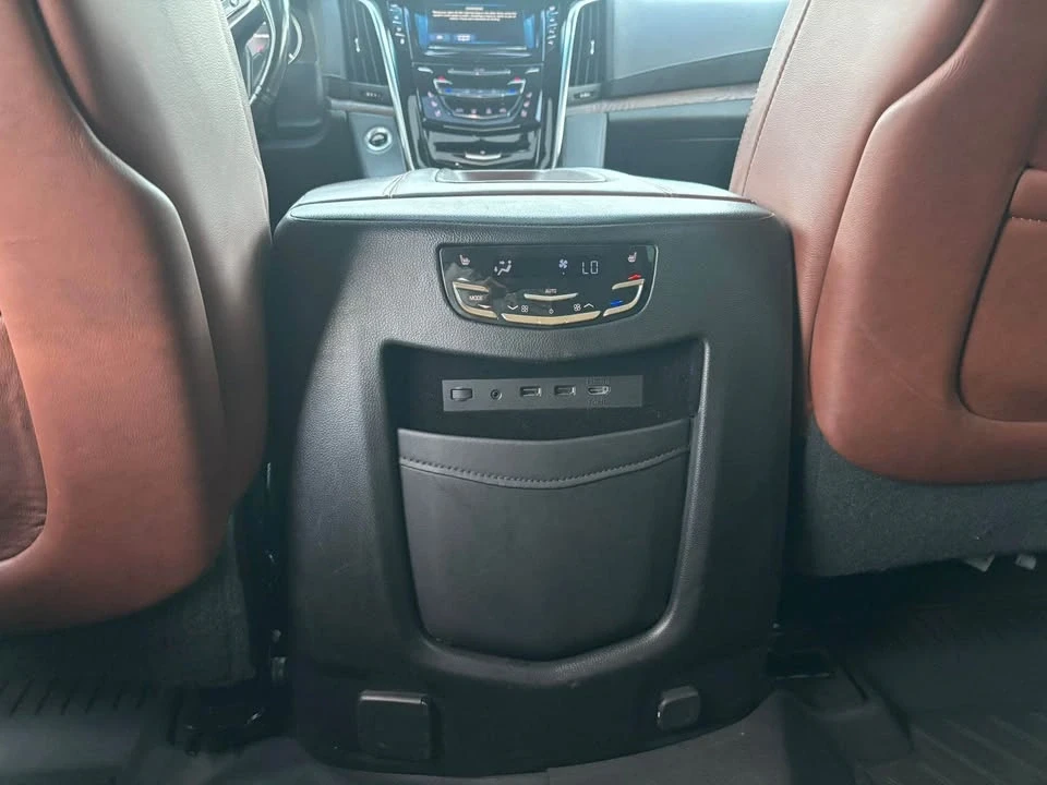 2019 Cadillac Escalade 4th Gen - Image 9 of 17