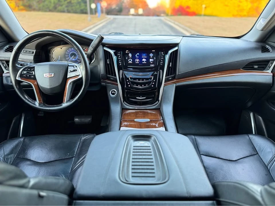 2019 Cadillac Escalade 4th Gen - Image 15 of 20