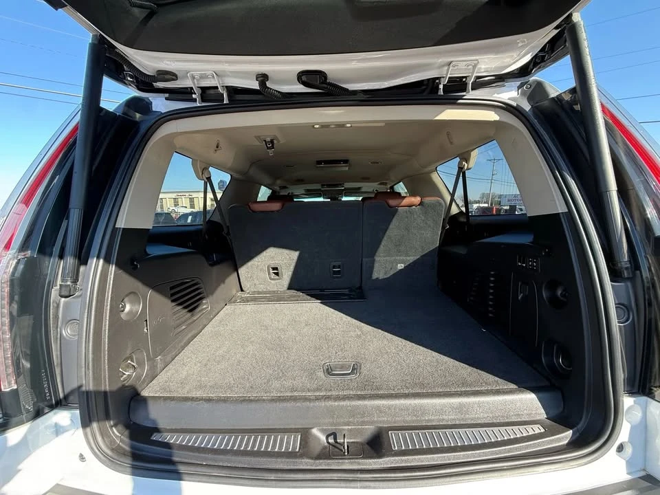 2019 Cadillac Escalade 4th Gen - Image 13 of 18