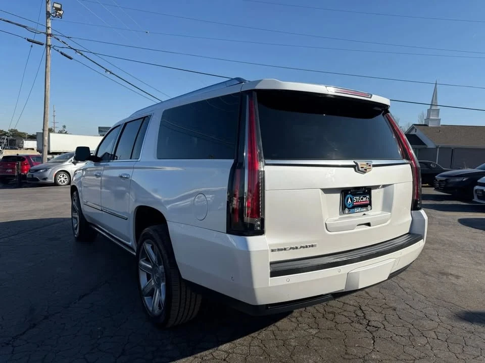 2019 Cadillac Escalade 4th Gen - Image 5 of 18