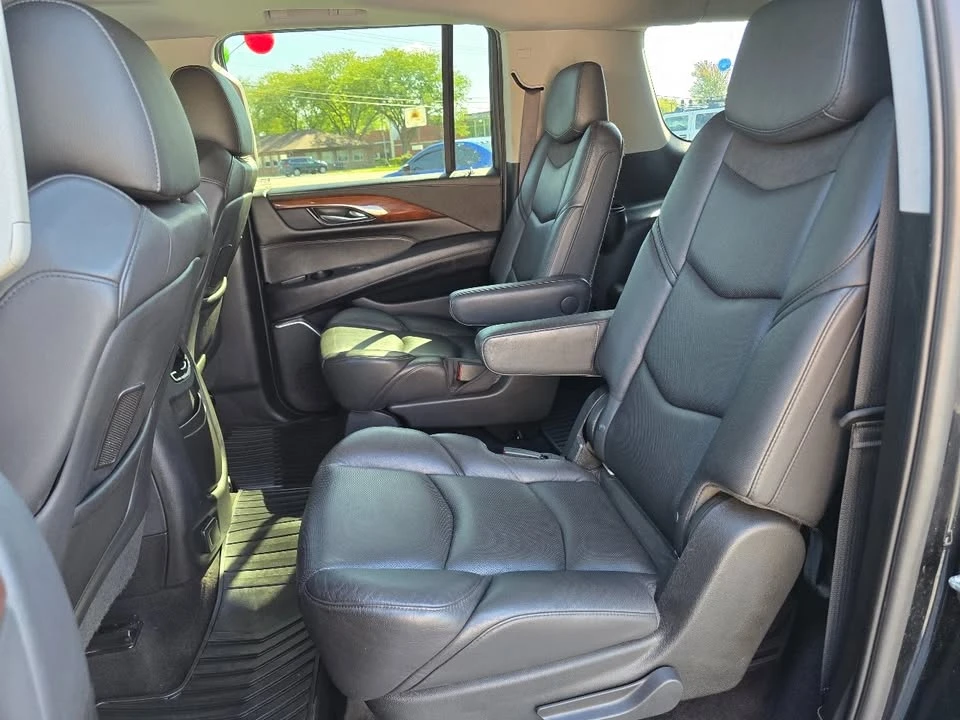 2019 Cadillac Escalade 4th Gen - Image 12 of 13