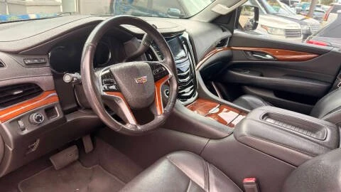 2019 Cadillac Escalade 4th Gen - Image 6 of 13