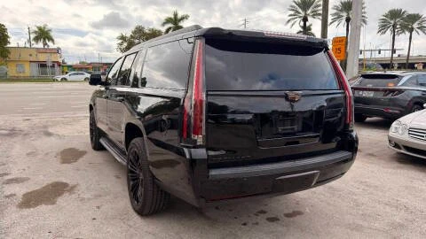 2019 Cadillac Escalade 4th Gen - Image 3 of 13