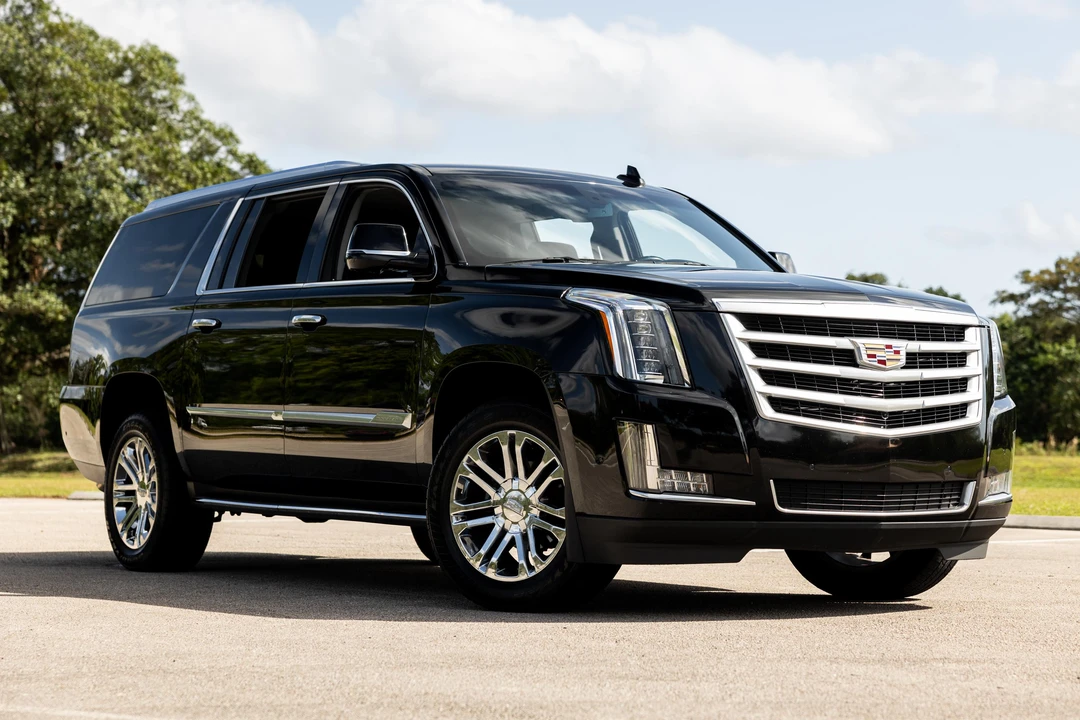 2019 Cadillac Escalade 4th Gen - Image 10 of 31
