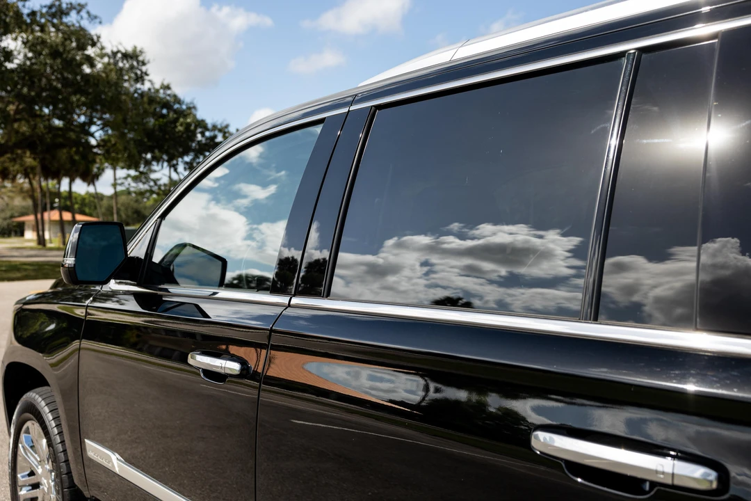 2019 Cadillac Escalade 4th Gen - Image 17 of 31