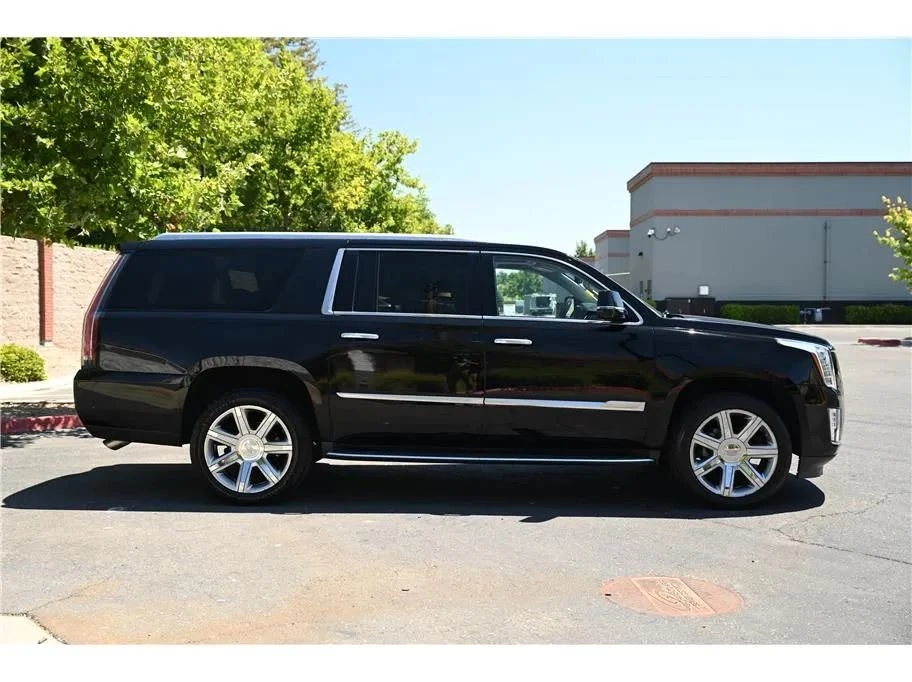 2019 Cadillac Escalade 4th Gen - Image 2 of 20