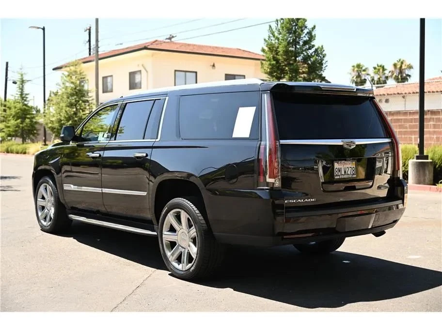 2019 Cadillac Escalade 4th Gen - Image 7 of 20