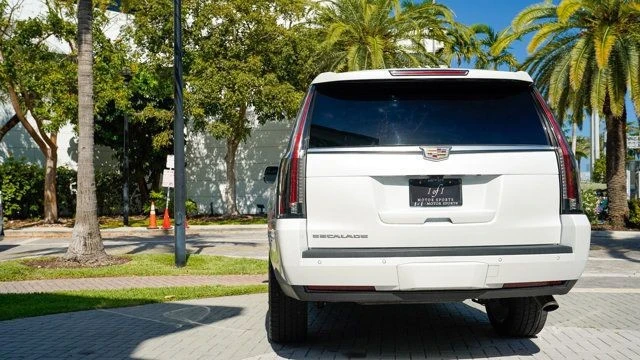 2019 Cadillac Escalade 4th Gen - Image 21 of 21