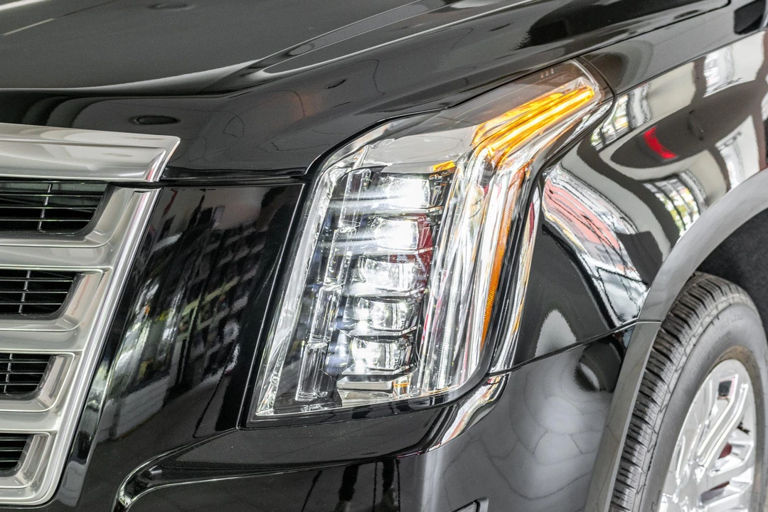2019 Cadillac Escalade 4th Gen - Image 29 of 31