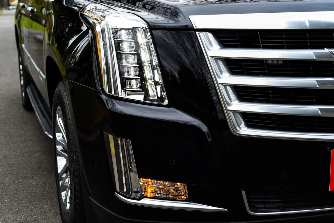 2019 Cadillac Escalade 4th Gen - Image 18 of 31