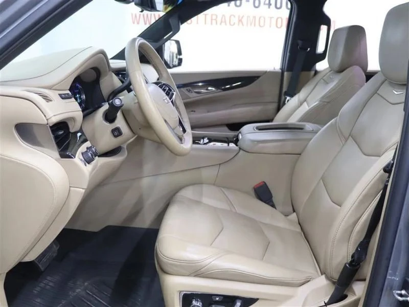 2019 Cadillac Escalade 4th Gen - Image 11 of 12