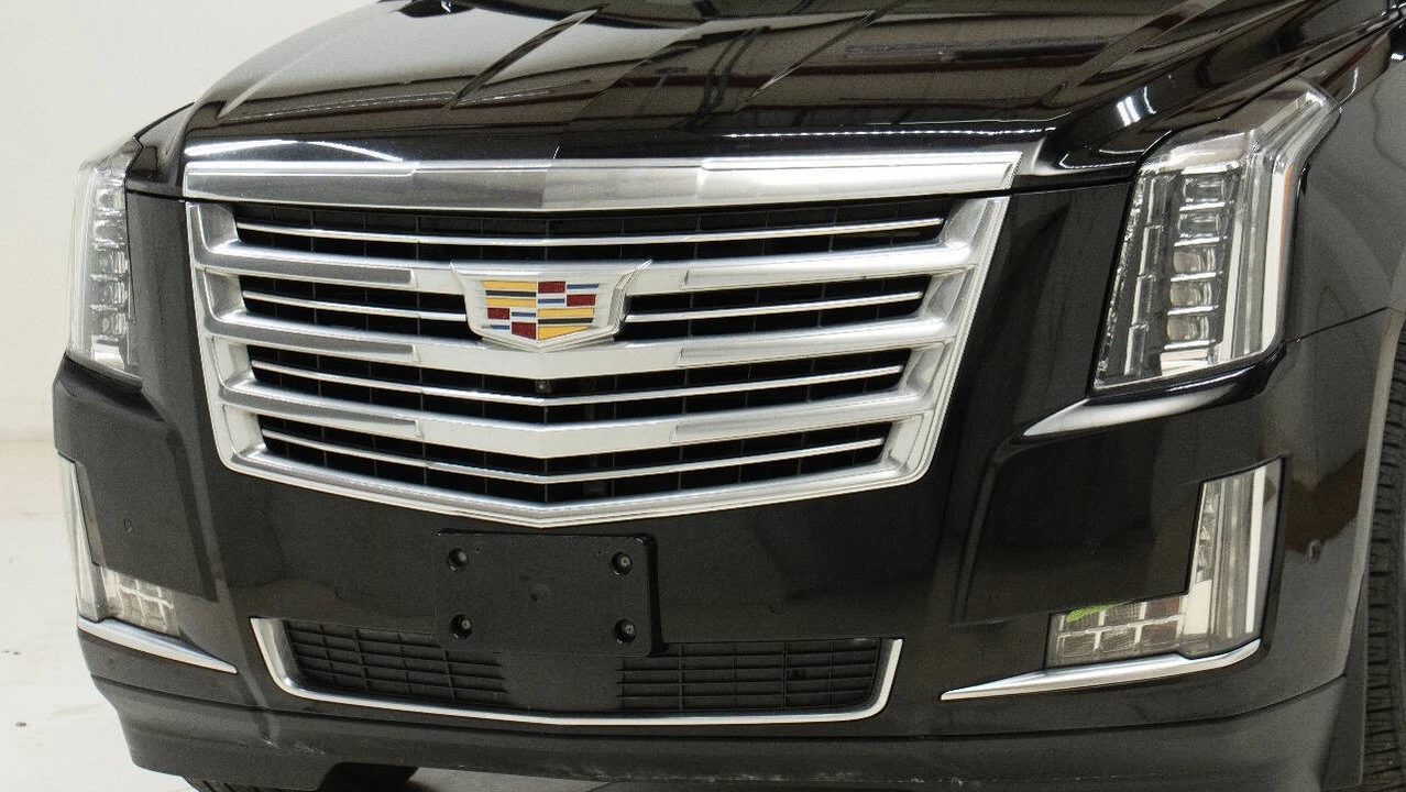 2019 Cadillac Escalade 4th Gen - Image 10 of 12