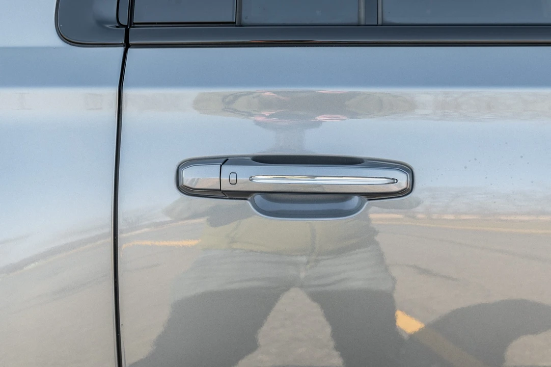 2019 Cadillac Escalade 4th Gen - Image 17 of 31