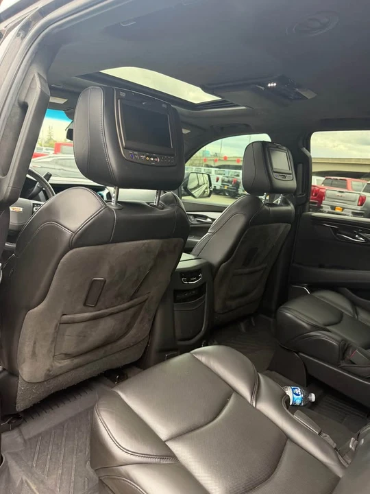 2019 Cadillac Escalade 4th Gen - Image 10 of 15