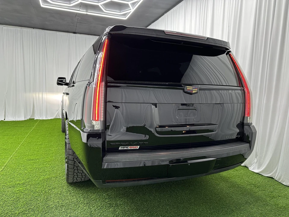 2019 Cadillac Escalade 4th Gen - Image 14 of 31