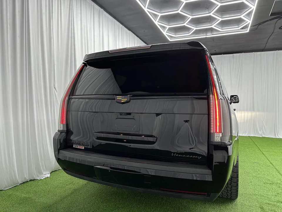 2019 Cadillac Escalade 4th Gen - Image 16 of 31