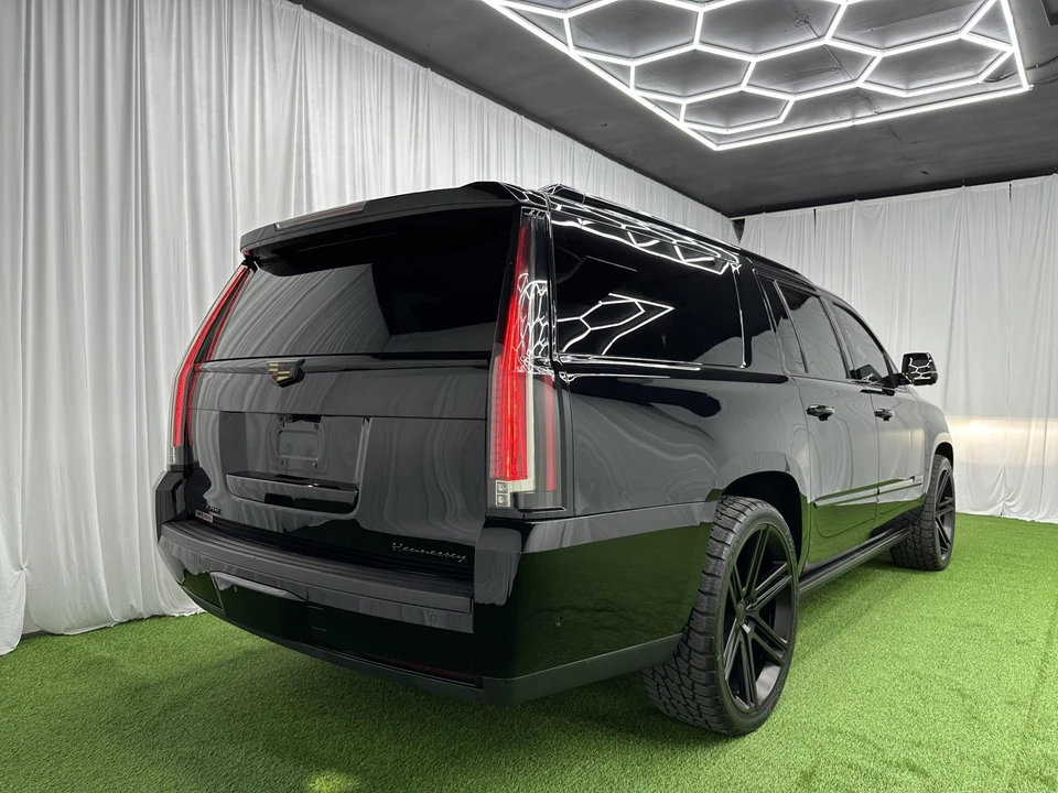 2019 Cadillac Escalade 4th Gen - Image 19 of 31