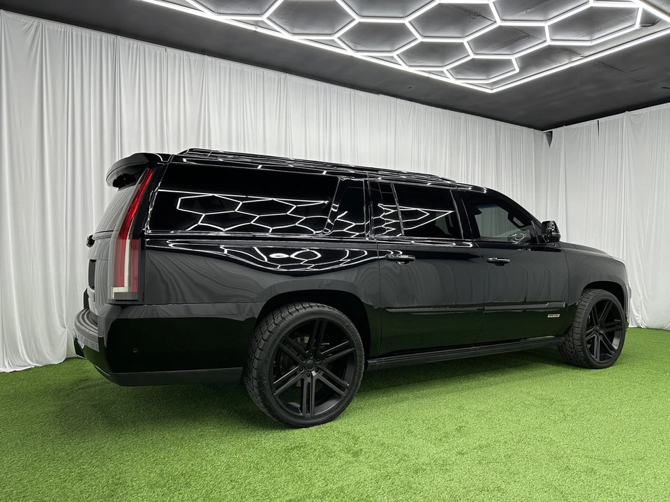 2019 Cadillac Escalade 4th Gen - Image 22 of 31
