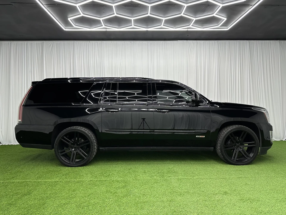 2019 Cadillac Escalade 4th Gen - Image 25 of 31