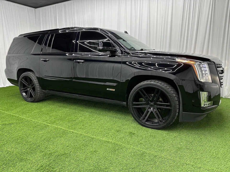 2019 Cadillac Escalade 4th Gen - Image 27 of 31