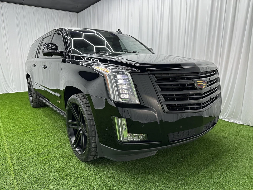 2019 Cadillac Escalade 4th Gen - Image 29 of 31