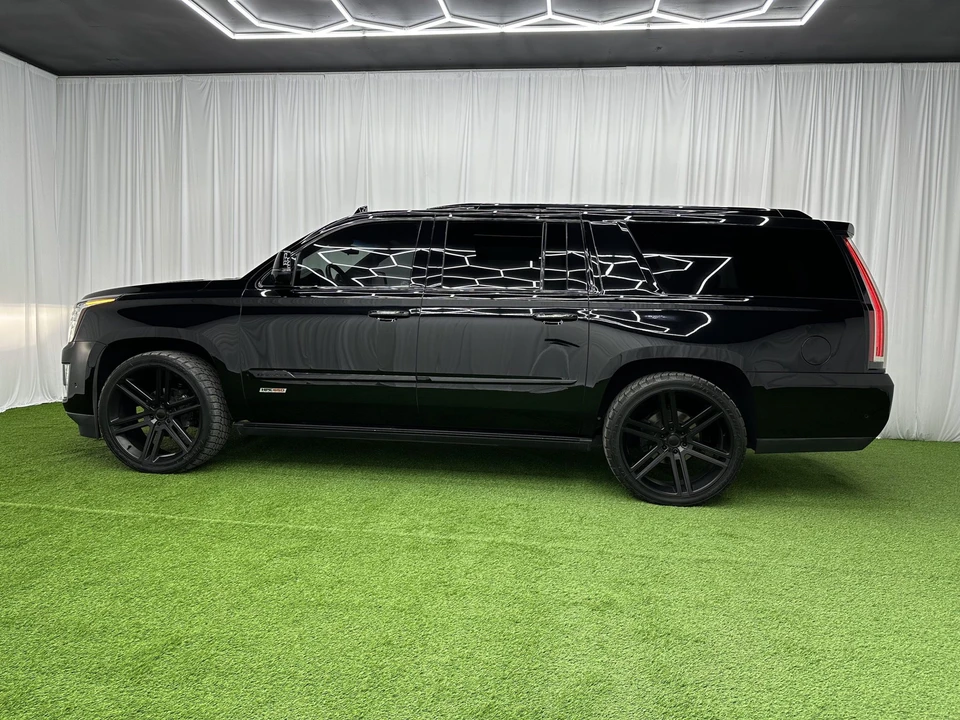 2019 Cadillac Escalade 4th Gen - Image 8 of 31