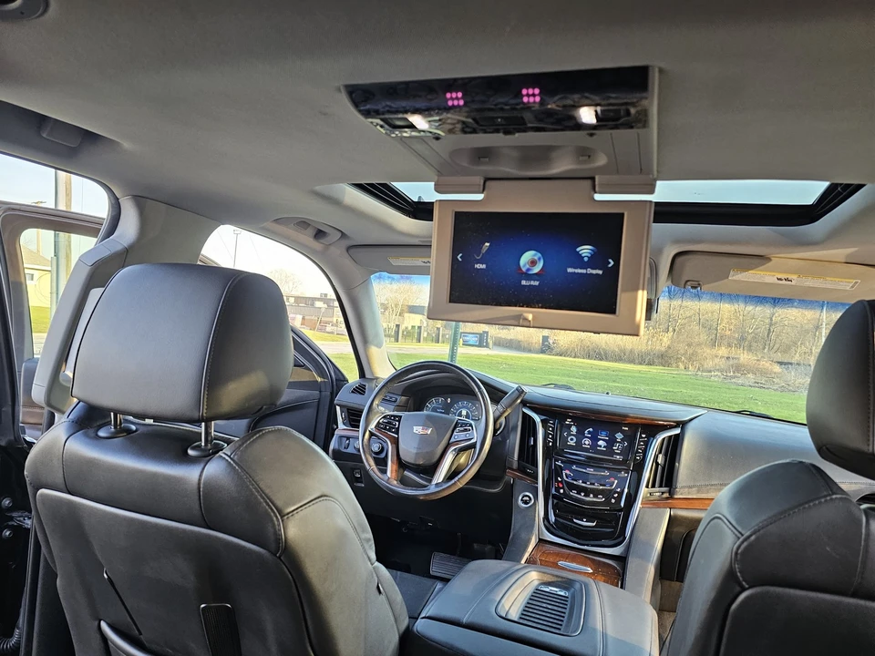 2019 Cadillac Escalade 4th Gen - Image 8 of 21