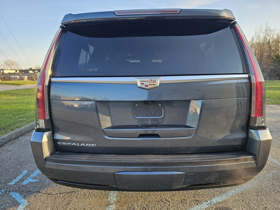 2019 Cadillac Escalade 4th Gen - Image 20 of 21