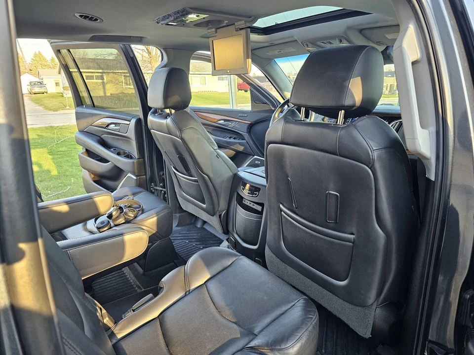 2019 Cadillac Escalade 4th Gen - Image 10 of 21