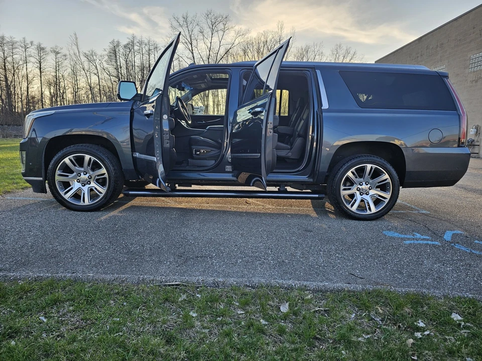 2019 Cadillac Escalade 4th Gen - Image 16 of 21