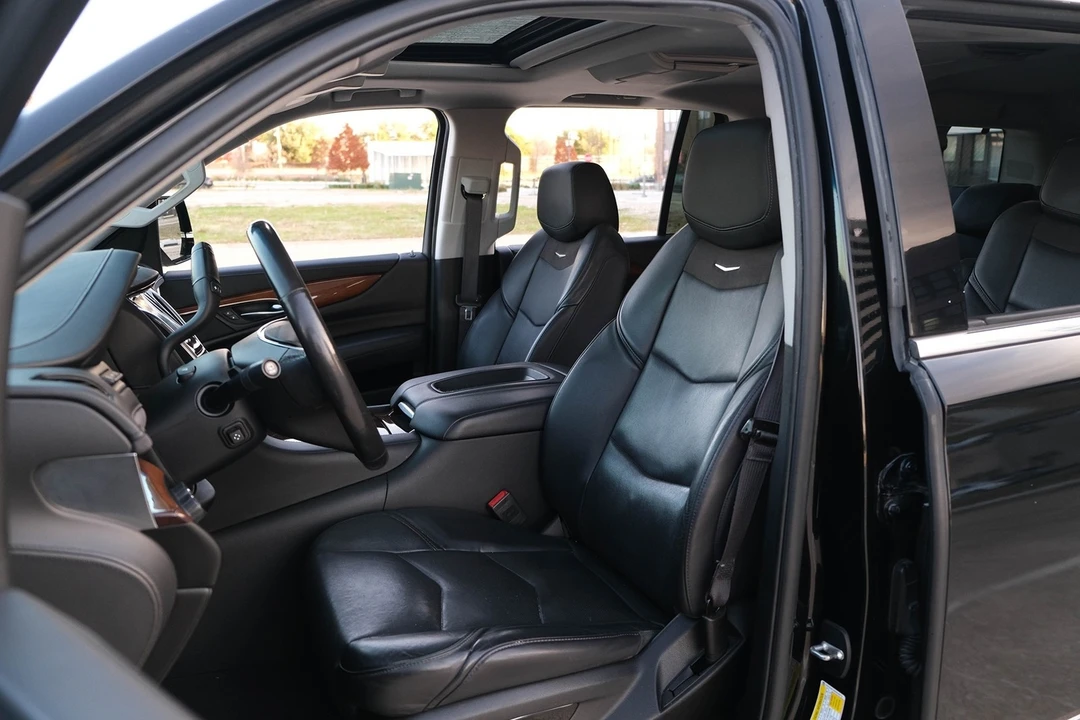 2019 Cadillac Escalade 4th Gen - Image 15 of 21