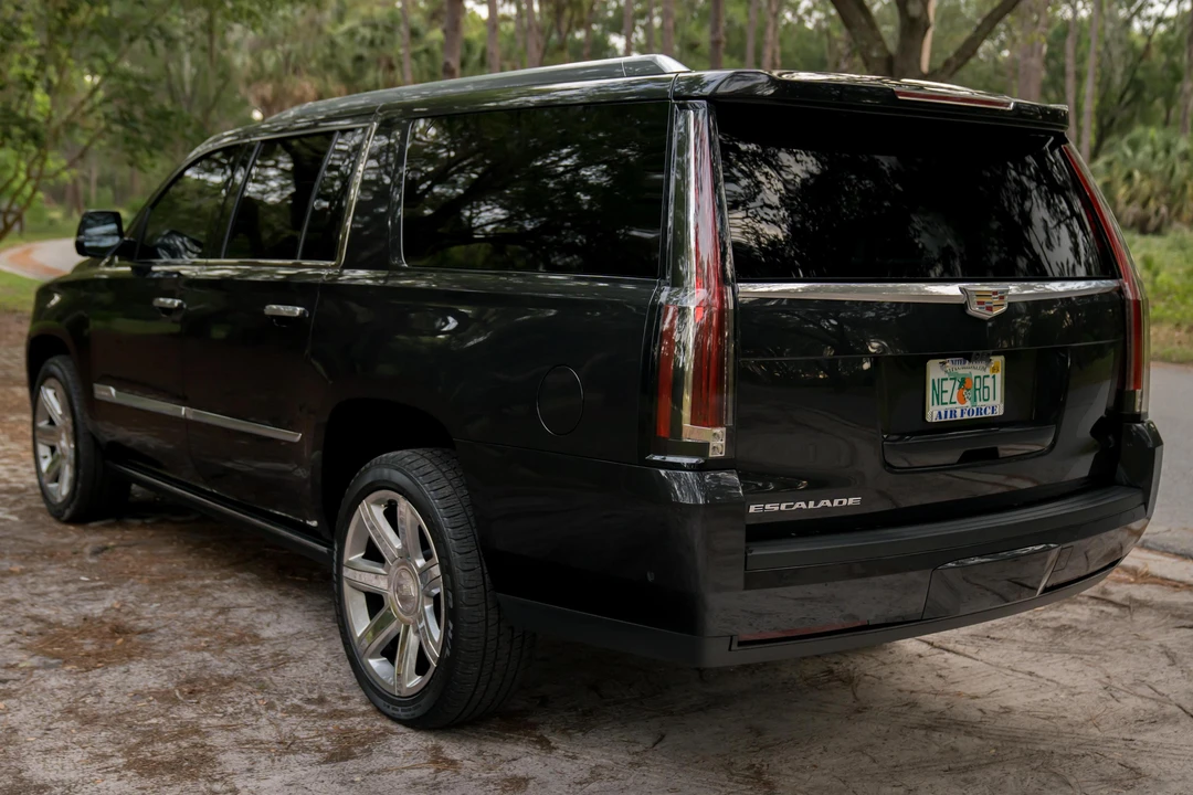 2019 Cadillac Escalade 4th Gen - Image 4 of 30