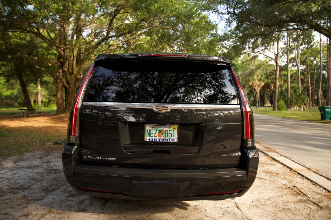2019 Cadillac Escalade 4th Gen - Image 10 of 30