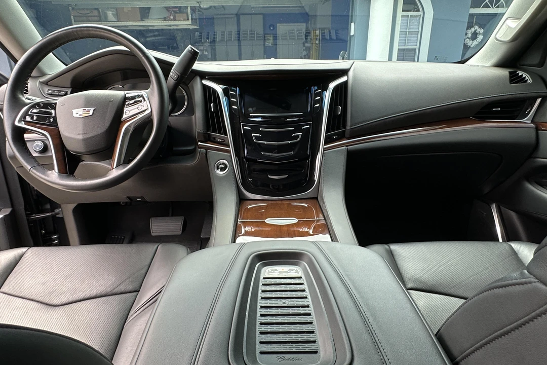 2019 Cadillac Escalade 4th Gen - Image 30 of 30