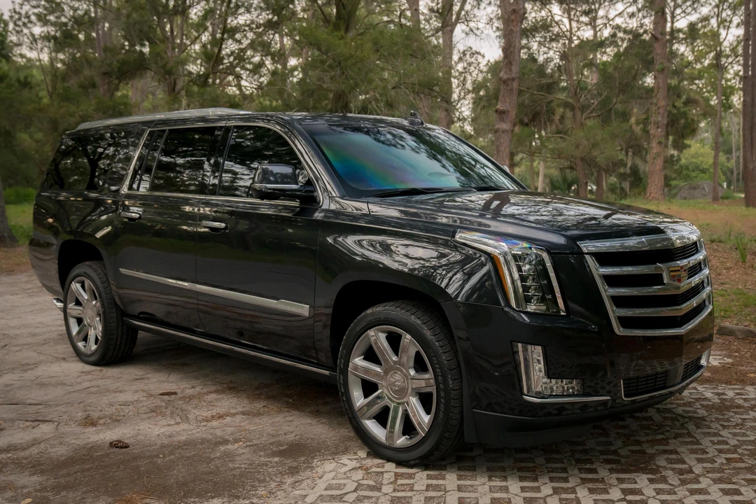 2019 Cadillac Escalade 4th Gen - Image 13 of 30