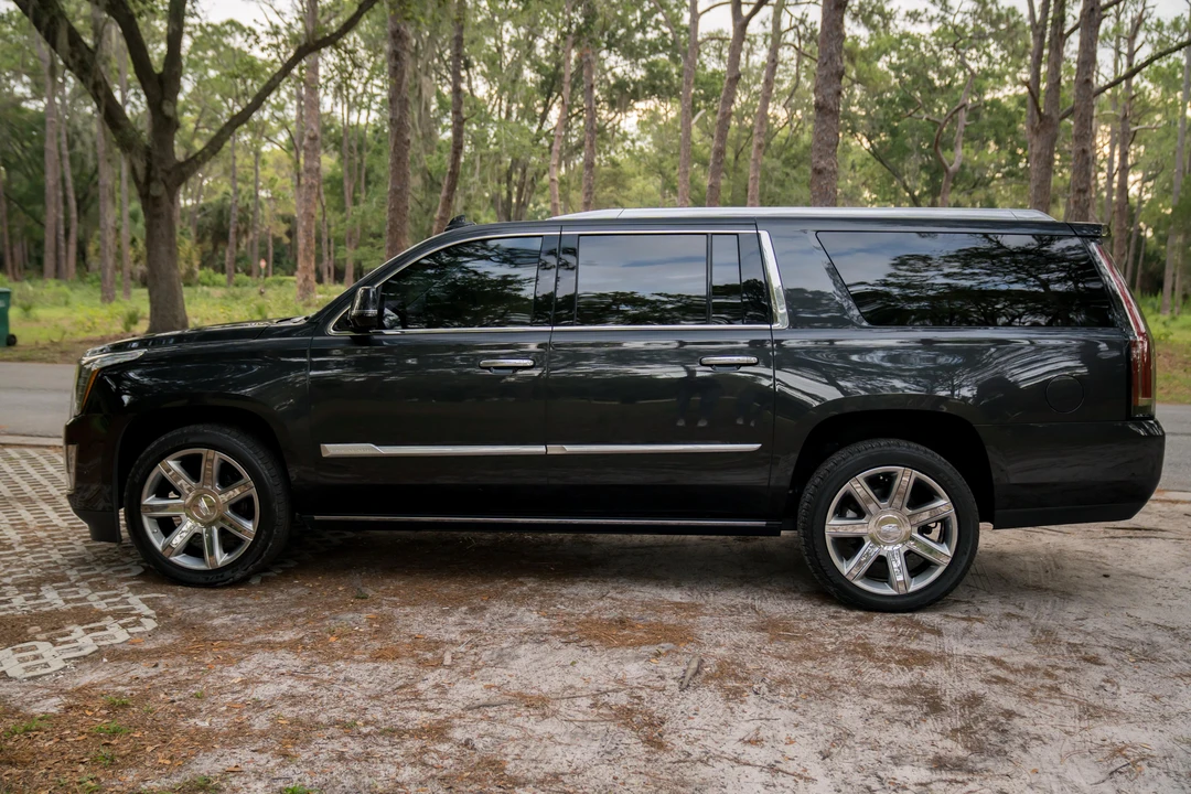 2019 Cadillac Escalade 4th Gen - Image 8 of 30