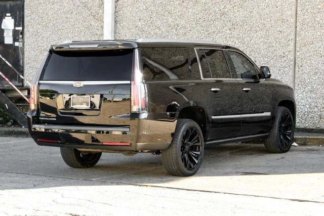2019 Cadillac Escalade 4th Gen - Image 9 of 21
