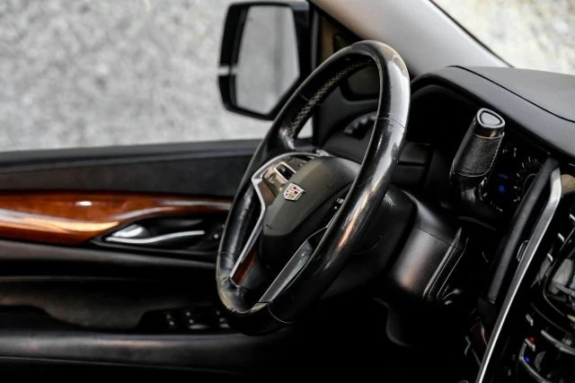 2019 Cadillac Escalade 4th Gen - Image 17 of 21