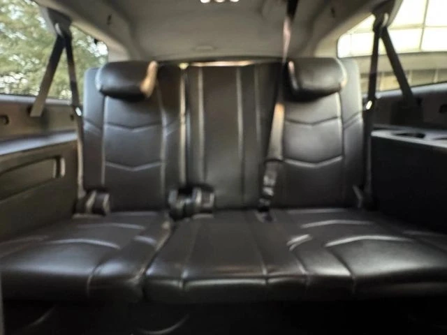2019 Cadillac Escalade 4th Gen - Image 15 of 21