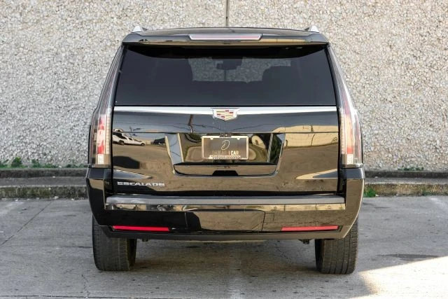 2019 Cadillac Escalade 4th Gen - Image 10 of 21