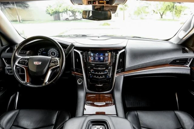 2019 Cadillac Escalade 4th Gen - Image 16 of 21