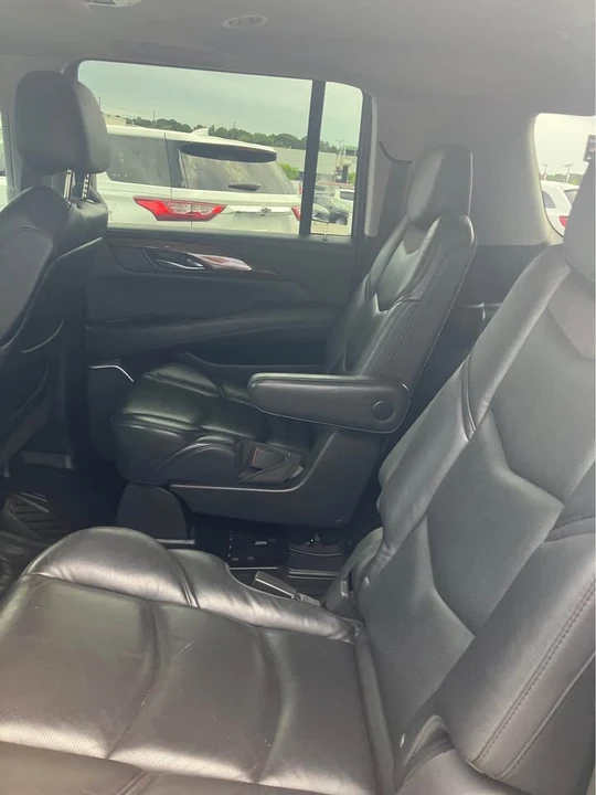 2019 Cadillac Escalade 4th Gen - Image 7 of 11
