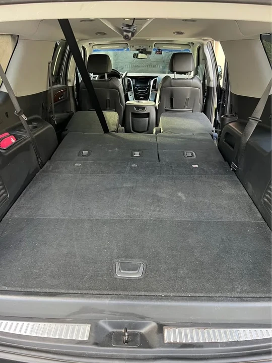 2019 Cadillac Escalade 4th Gen - Image 7 of 9