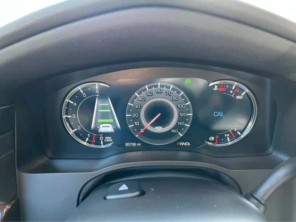 2019 Cadillac Escalade 4th Gen - Image 3 of 9