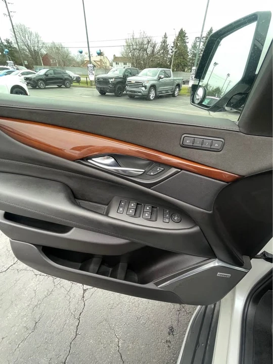 2019 Cadillac Escalade 4th Gen - Image 11 of 20