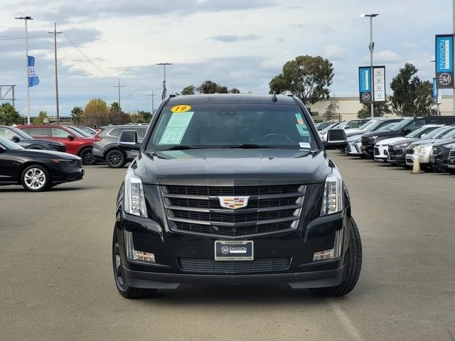 2019 Cadillac Escalade 4th Gen - Image 2 of 12
