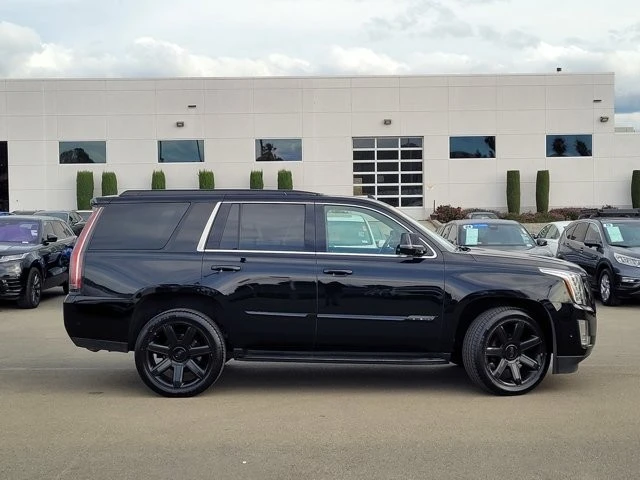 2019 Cadillac Escalade 4th Gen - Image 3 of 12