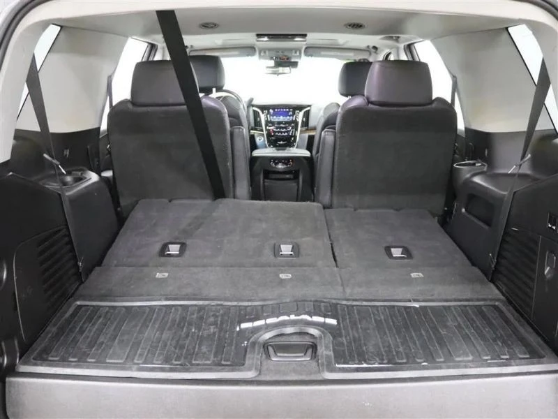 2019 Cadillac Escalade 4th Gen - Image 7 of 12